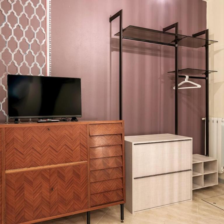 HOST4U - Tresanda Studio in Brescia City Center - Monolocale Deluxe - 7