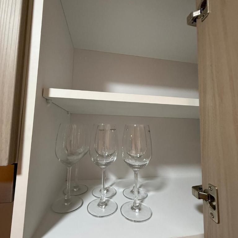 Apartment in Victoria - Three-Bedroom Apartment - 4