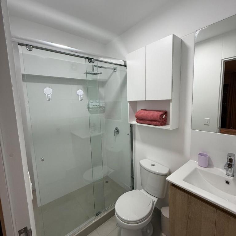 Apartment in Victoria - Three-Bedroom Apartment - 14