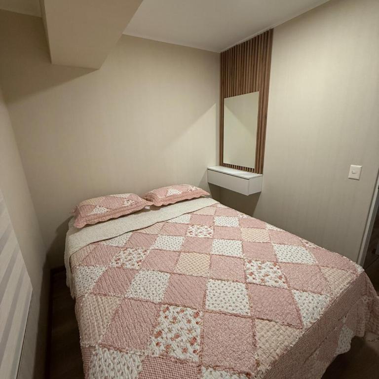 Apartment in Victoria - Three-Bedroom Apartment - 20