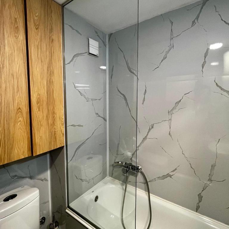 Novi Sad Premium Fair Apt - Fast WiFi - Apartman sa 1 Spavaćom Sobom - 6