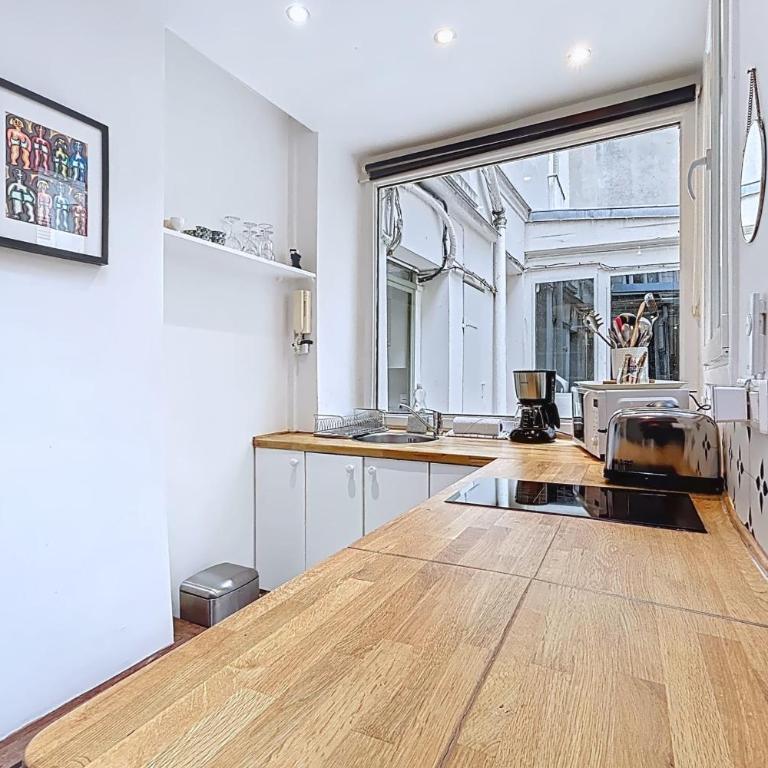 Tiny house près de la Tour Eiffel - Appartement - 9