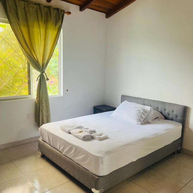 Casa Hotel La Esperanza - Double Room with Private Bathroom - 1