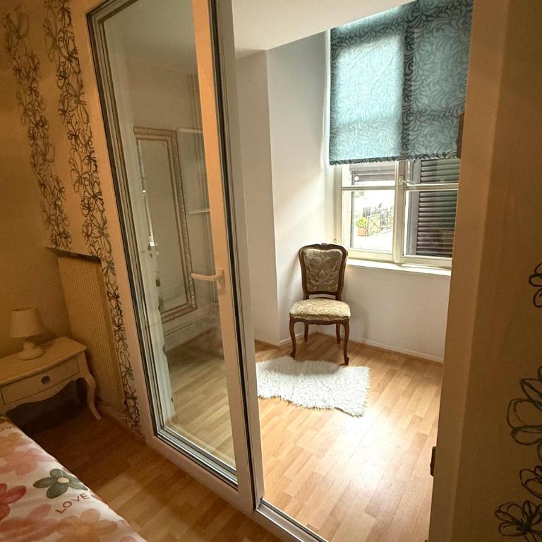 Petit Paradis 74 grand rue - Two-Bedroom Apartment - 15