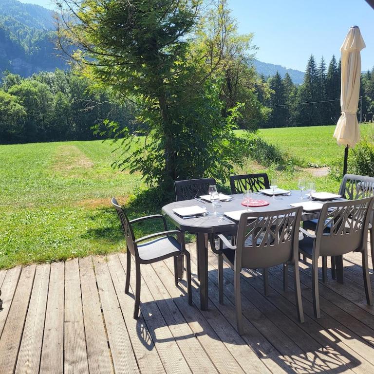 Cascades, 3 bedroom chalet with shared pool. - Maison 3 Chambres - 35
