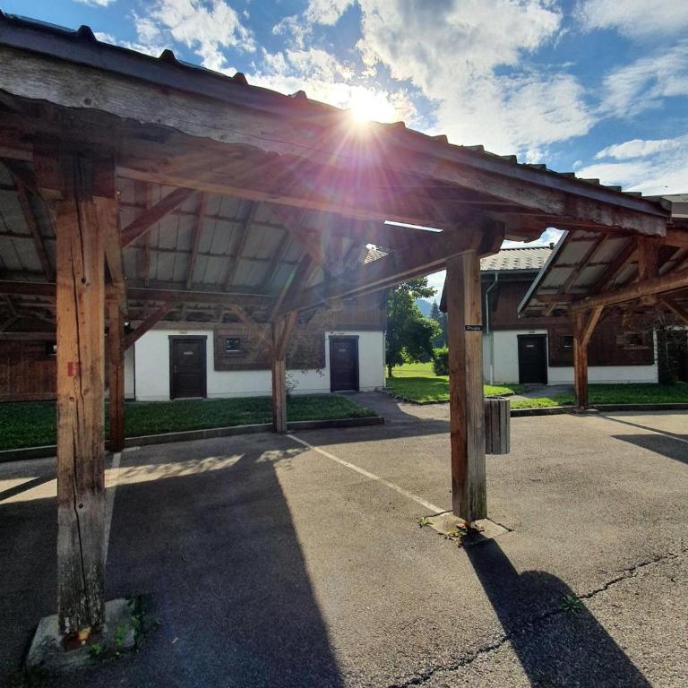 Cascades, 3 bedroom chalet with shared pool. - Maison 3 Chambres - 8