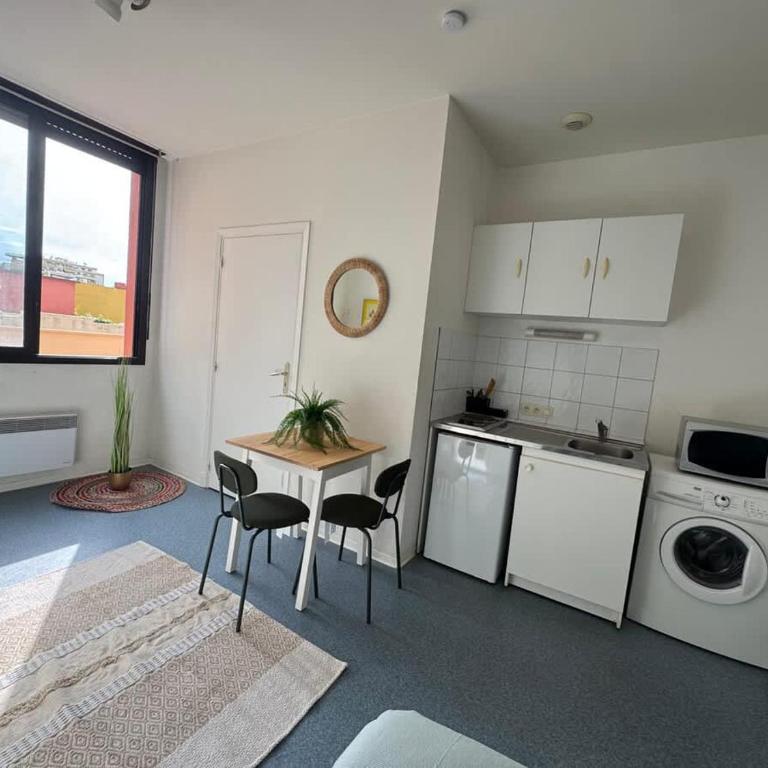 Bright studio in Nice - Mobility lease only - WIFI - Studio - 4