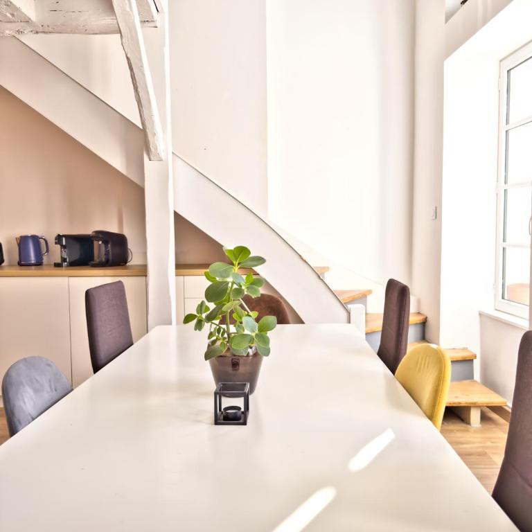 Grand Verdière, Duplex à 5 min du port - Appartamento - 56