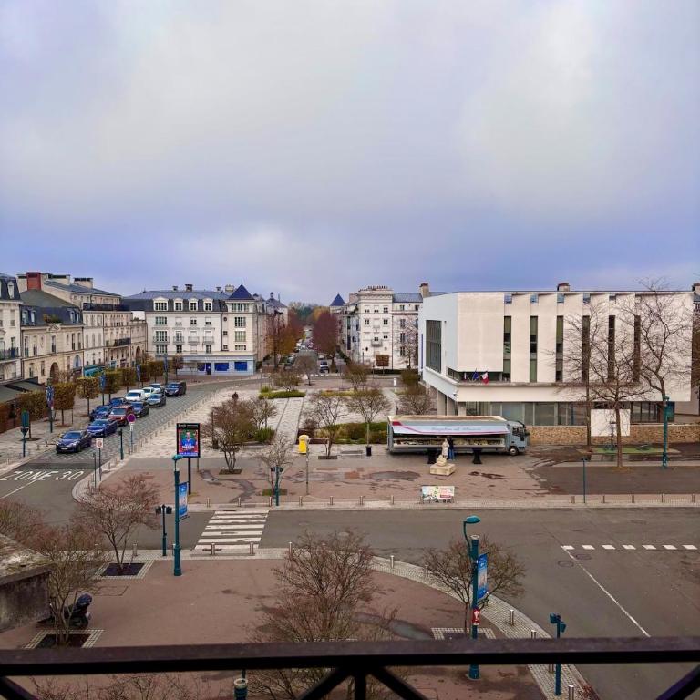 Cosy Spot Serris 1,8km Disney, a Val d Europe - Apartment mit 2 Schlafzimmern und Stadtblick - 43