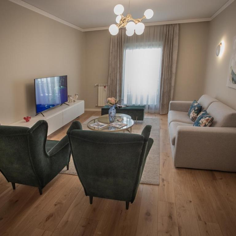 Home V Trieste - Appartamento con 2 Camere da Letto, Balcone e Terrazza - 5