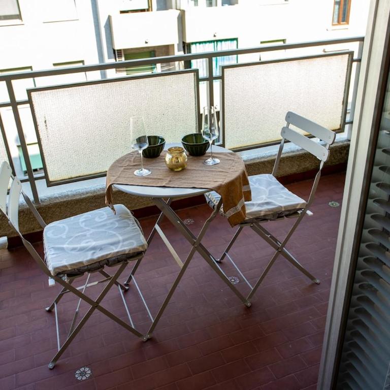 Home V Trieste - Appartamento con 2 Camere da Letto, Balcone e Terrazza - 2
