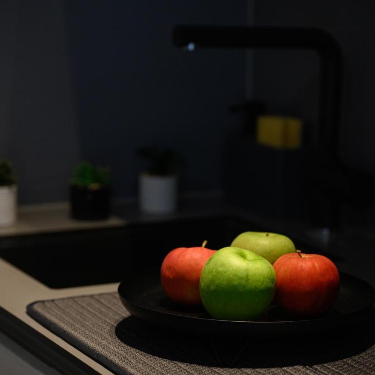 inJoy - One-Bedroom Apartment - 21