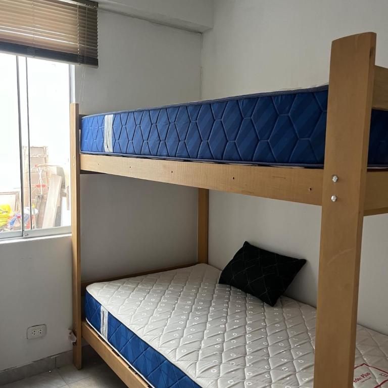 Departamento en malecon acogedor - Three-Bedroom Apartment - 9