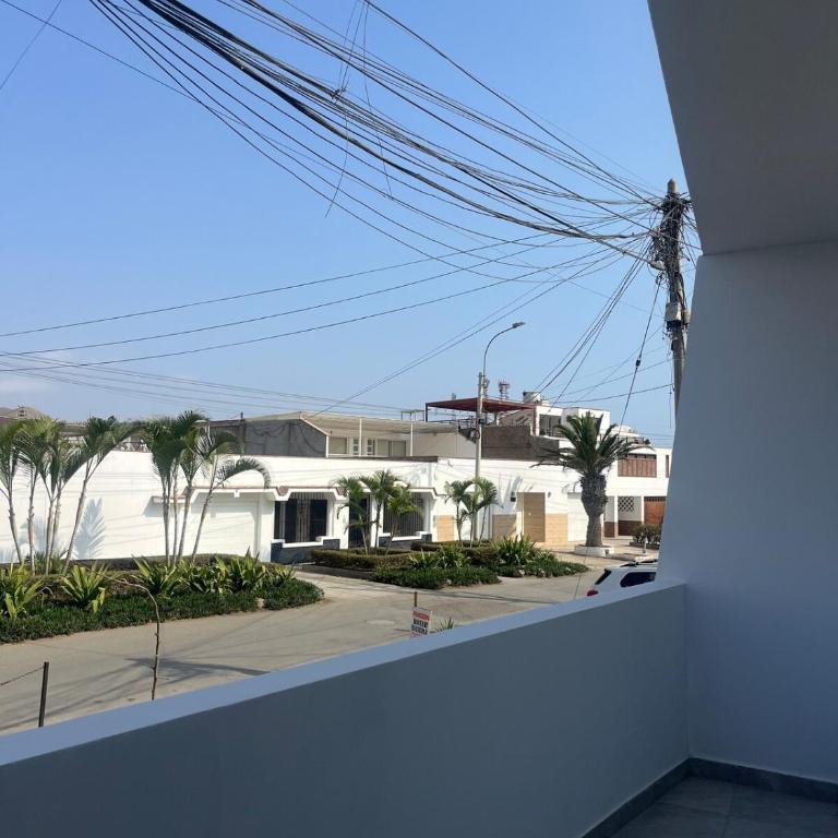 Departamento en malecon acogedor - Three-Bedroom Apartment - 10