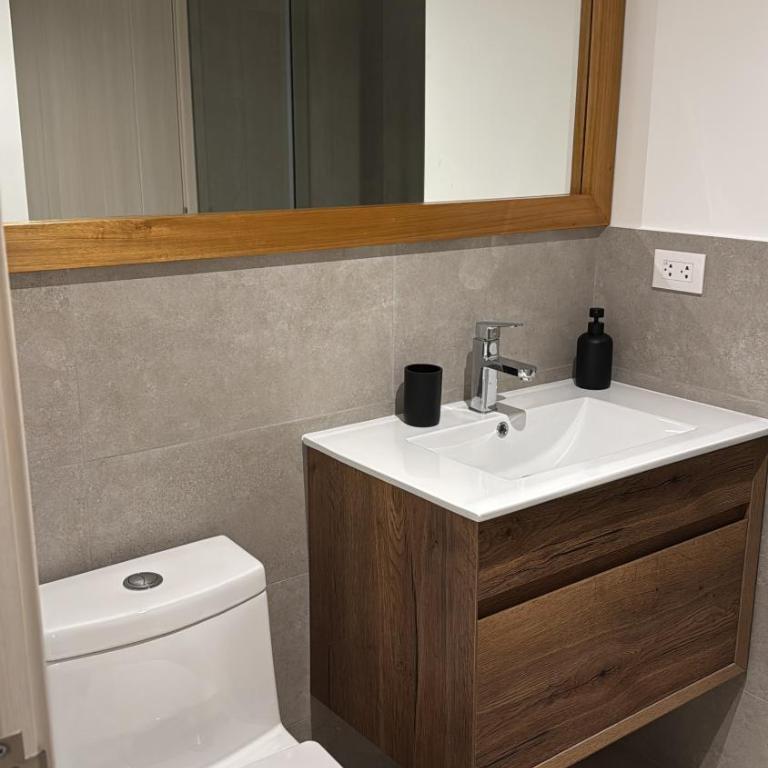Modern apartment in Lima - Two-Bedroom Apartment - 24