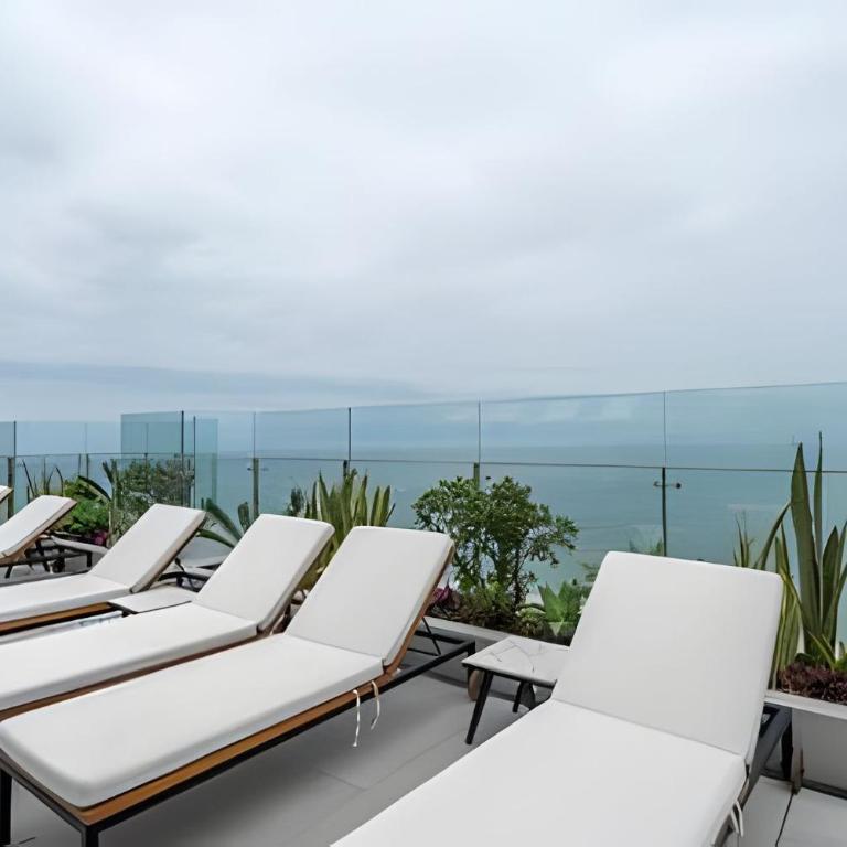 Seaside Escape in Barranco - Apartment - 30