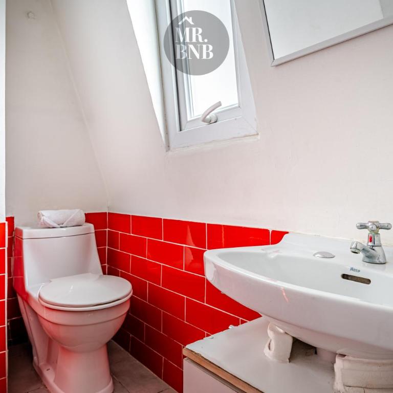 Duplex con AC Metro El Golf - Two-Bedroom Apartment - 6
