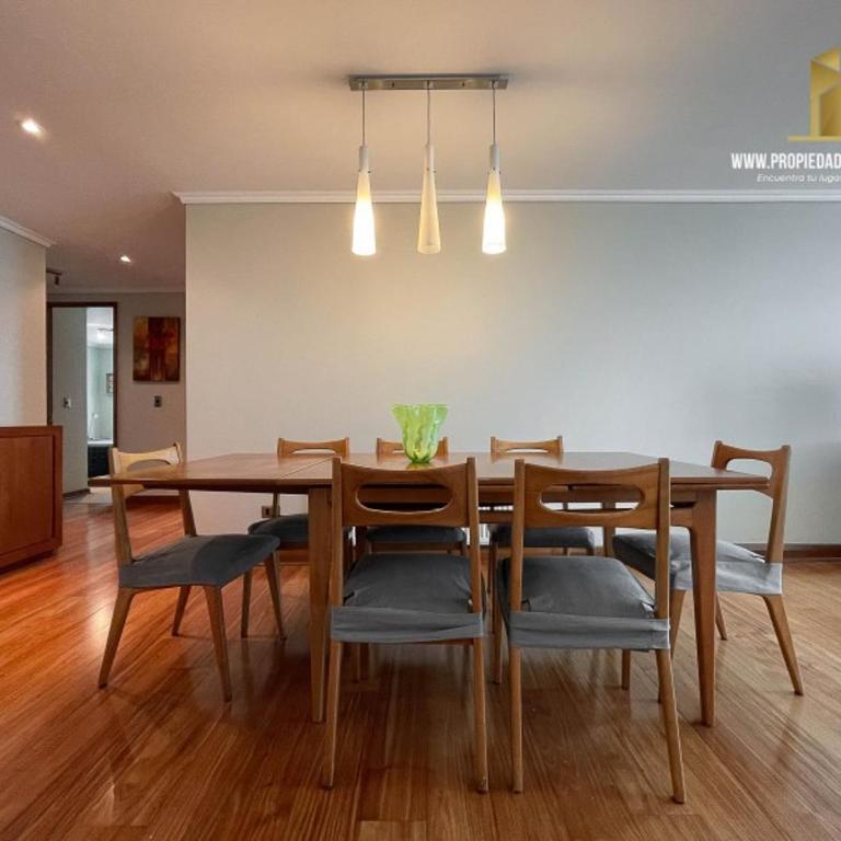 Departamento con Terraza, Vista al Mar y Piscina en Viña - Three-Bedroom Apartment - 12