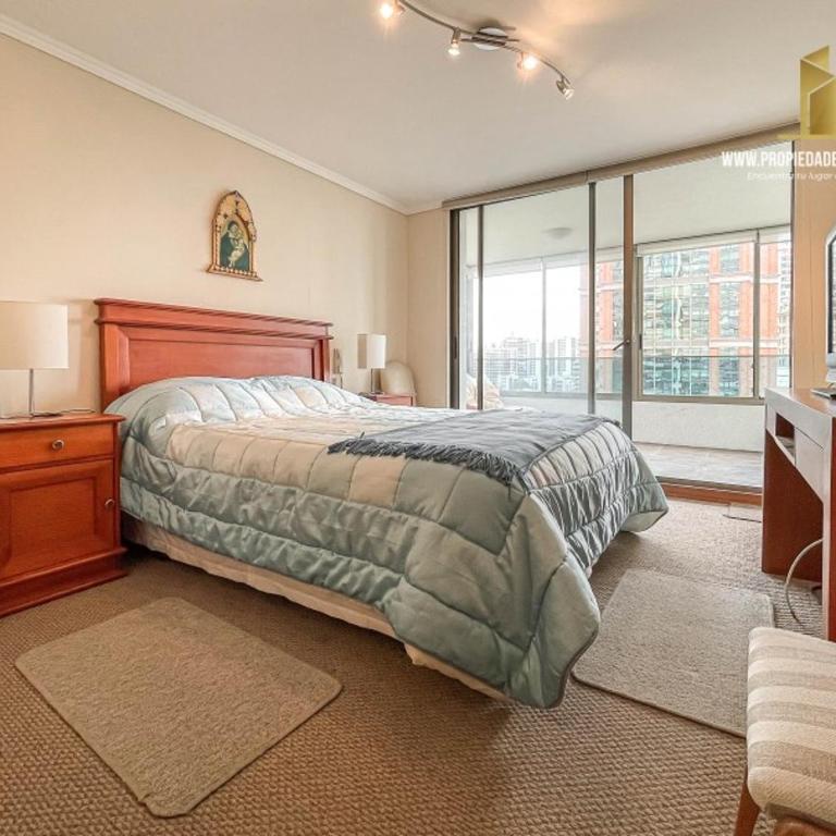 Departamento con Terraza, Vista al Mar y Piscina en Viña - Three-Bedroom Apartment - 14