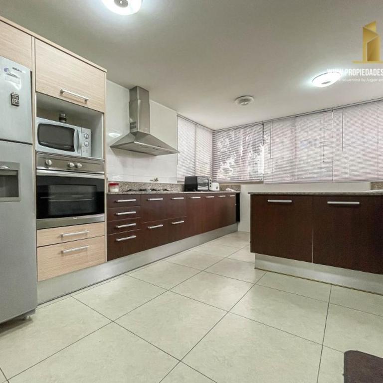 Departamento con Terraza, Vista al Mar y Piscina en Viña - Three-Bedroom Apartment - 15