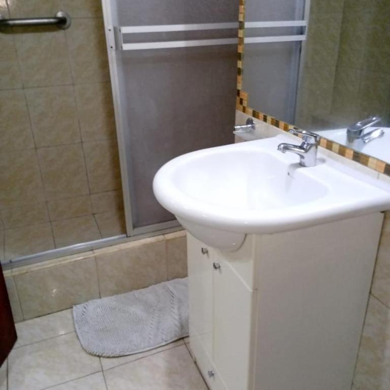 305 Beautiful central suite La Carolina Quito - Suite de 1 dormitorio - 7