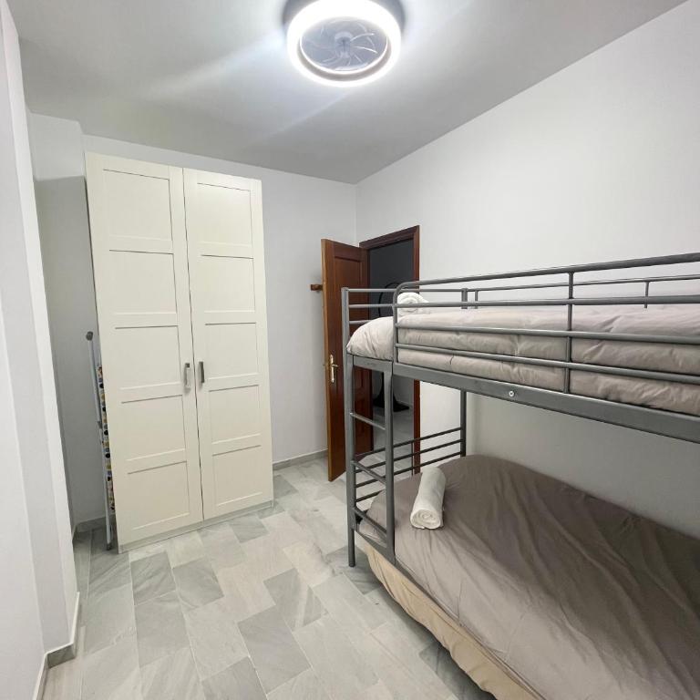 Encantador y céntrico piso con garaje - Apartamento de 2 dormitorios - 14