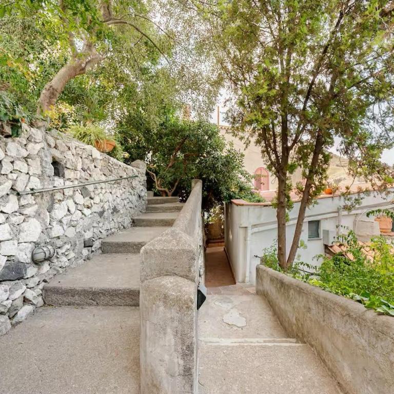 DIMORA DISIU - Jacuzzi & Sea View - 4 minuti a piedi dal centro - Three-Bedroom House - 23