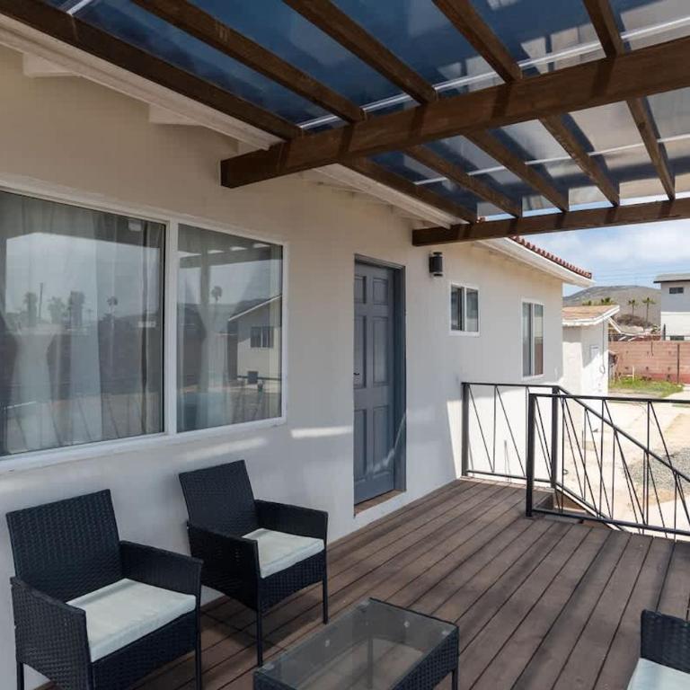 NEW Casa Marea Beach Front House DT 2BR WiFi & AC - Apartment - 23
