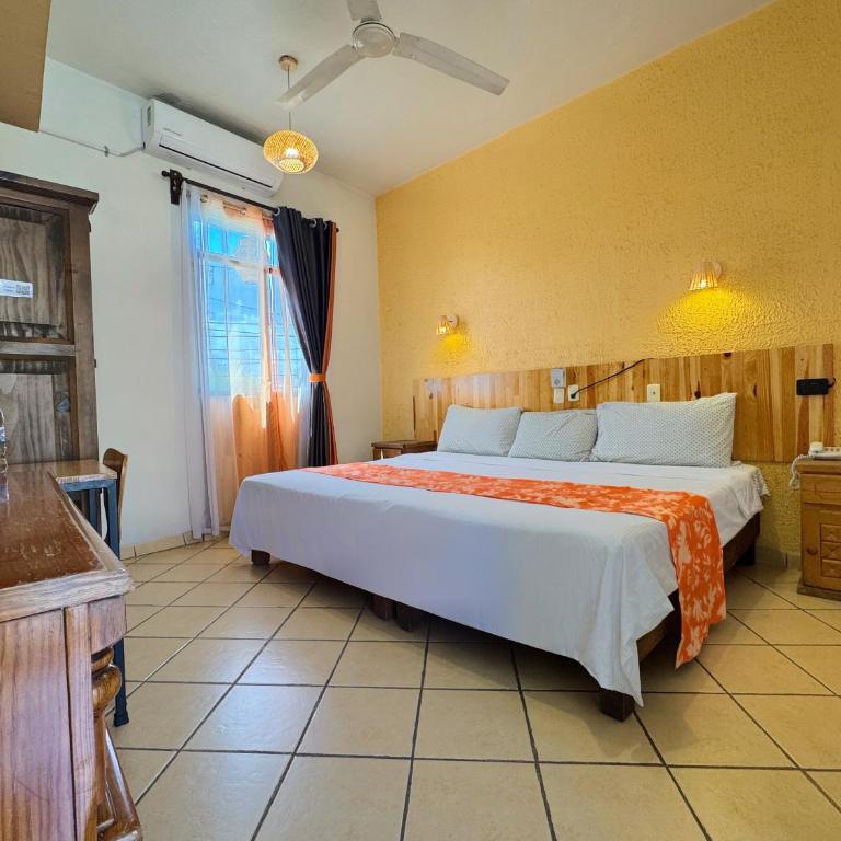 Hotel Escalada - Habitación Estándar - 1 cama grande - 2