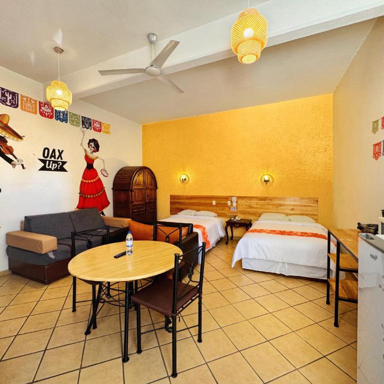 Hotel Escalada - Estudio con sofá cama - 1
