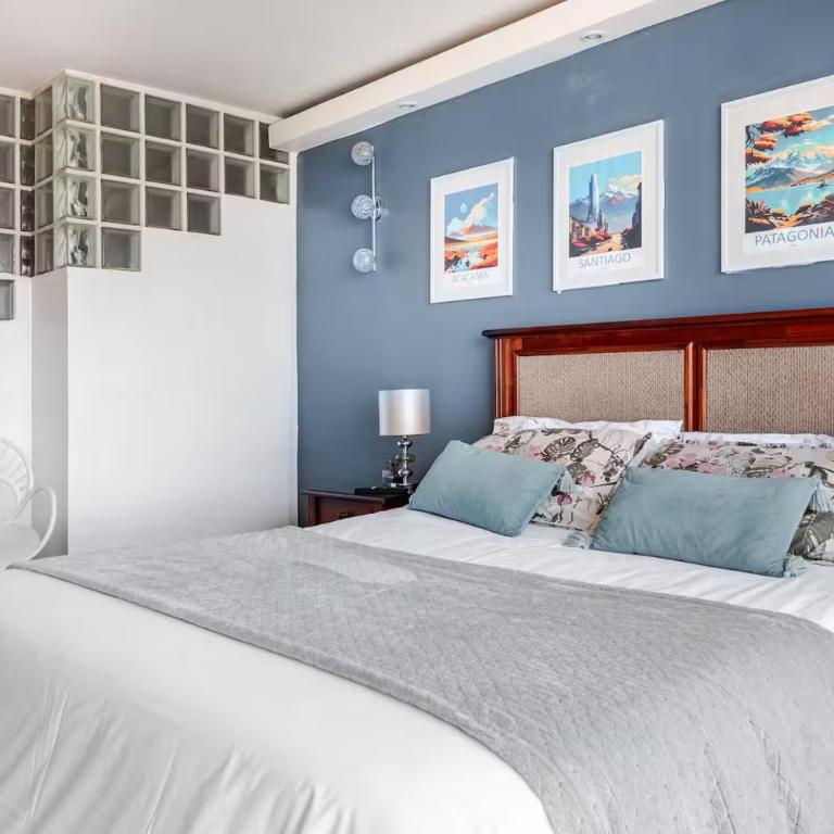 Charming Apartment with Jacuzzi in Central Location - Three-Bedroom Apartment - 2