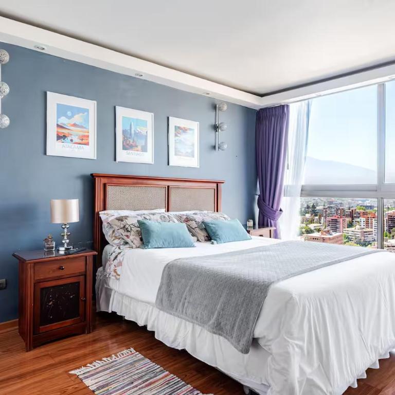 Charming Apartment with Jacuzzi in Central Location - Three-Bedroom Apartment - 4