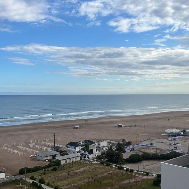 Mono Ciudad Marítima vista lateral - One-Bedroom Apartment - 6