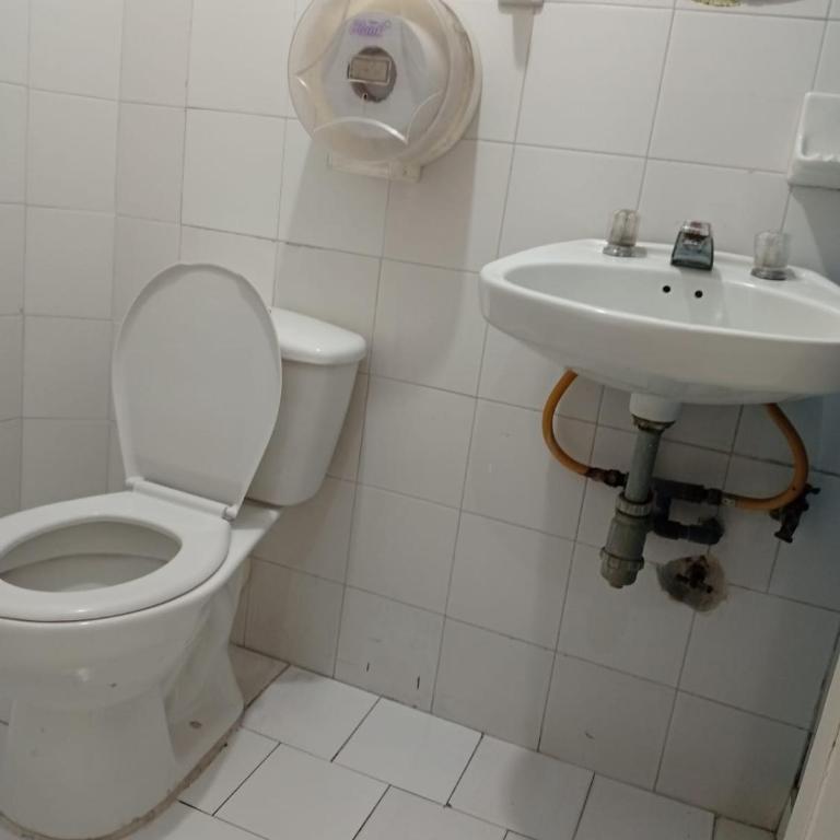 Hotel Pelman - Habitación Doble Económica - 4