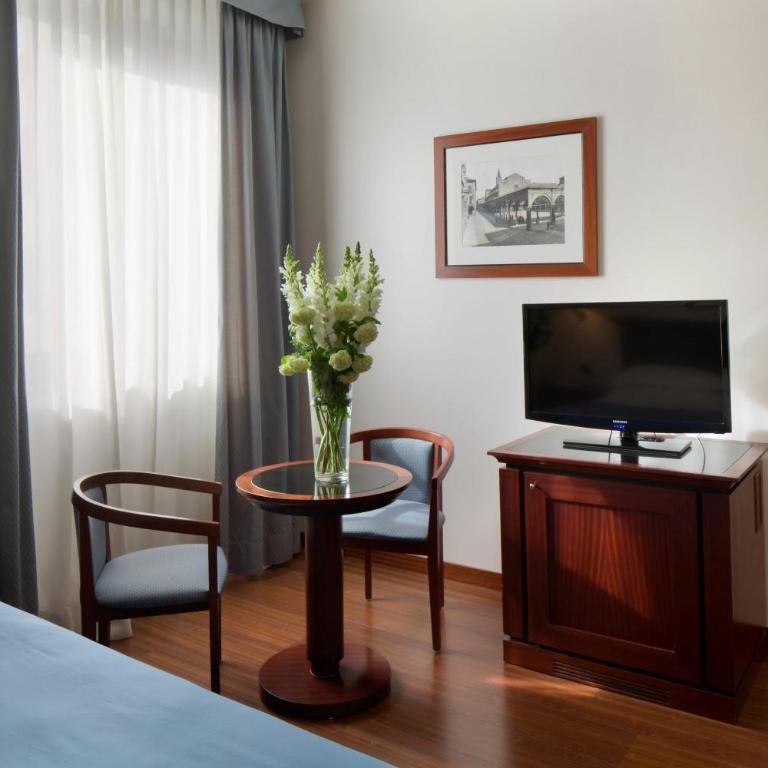 Starhotels Excelsior - Camera Matrimoniale Deluxe - 2