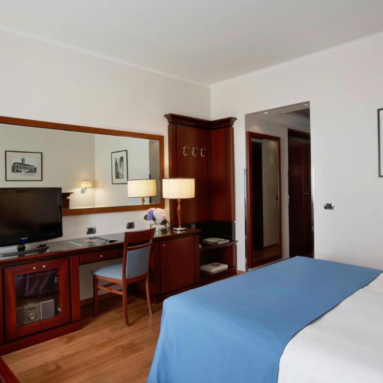 Starhotels Excelsior - Camera Matrimoniale Superior - 1