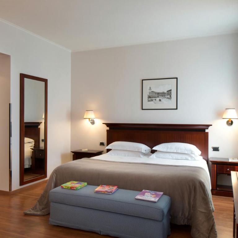 Starhotels Excelsior - Camera Familiare (2 Adulti + 2 Bambini) - 4