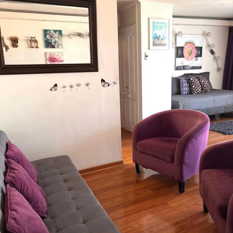 Charming Apartment with Jacuzzi in Central Location - Three-Bedroom Apartment - 17