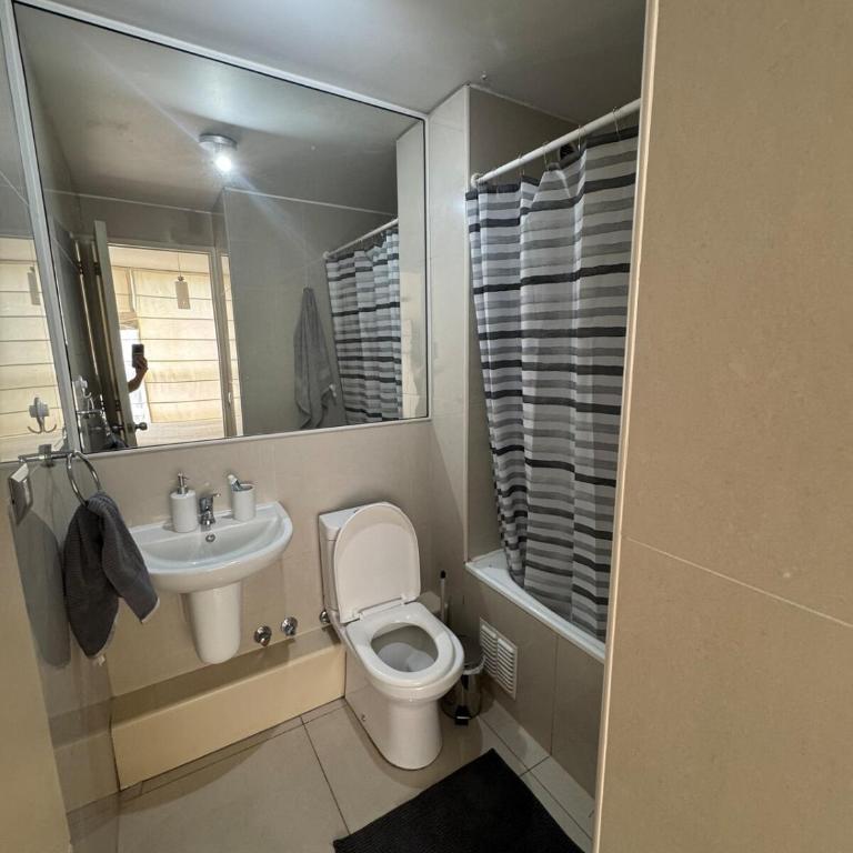 Luminoso y amplio depto cerca Av Alemania - One-Bedroom Apartment - 6