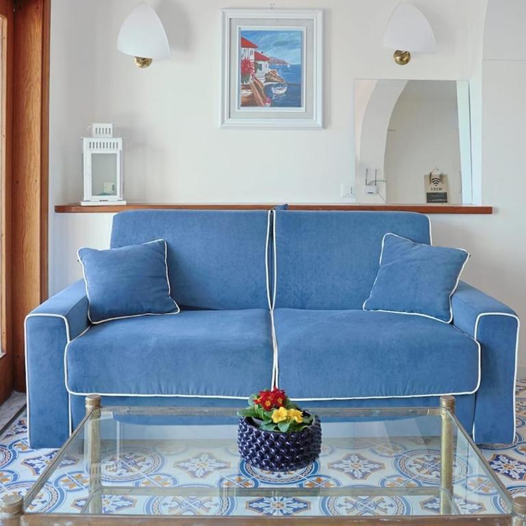 Casa Claudia Positano Center - 5 minutes to beach - Two-Bedroom Apartment - 16