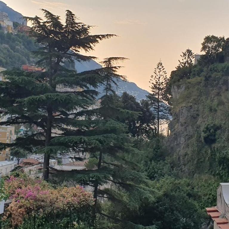 Casa Claudia Positano Center - 5 minutes to beach - Two-Bedroom Apartment - 12