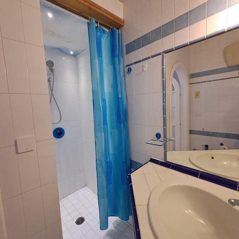 Casa Claudia Positano Center - 5 minutes to beach - Two-Bedroom Apartment - 35