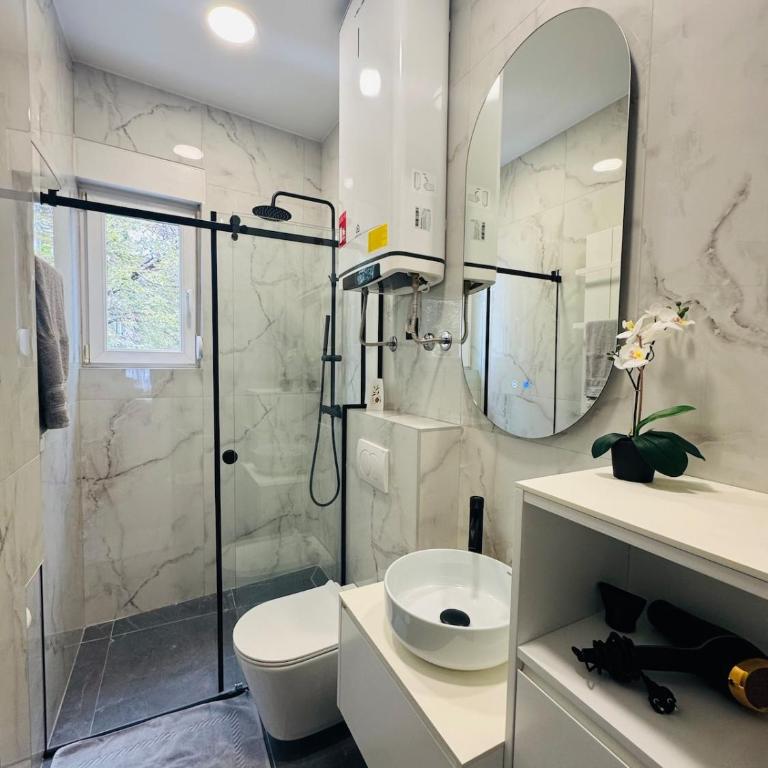 WhiteCity Suite - Apartman sa 2 Spavaće Sobe - 4