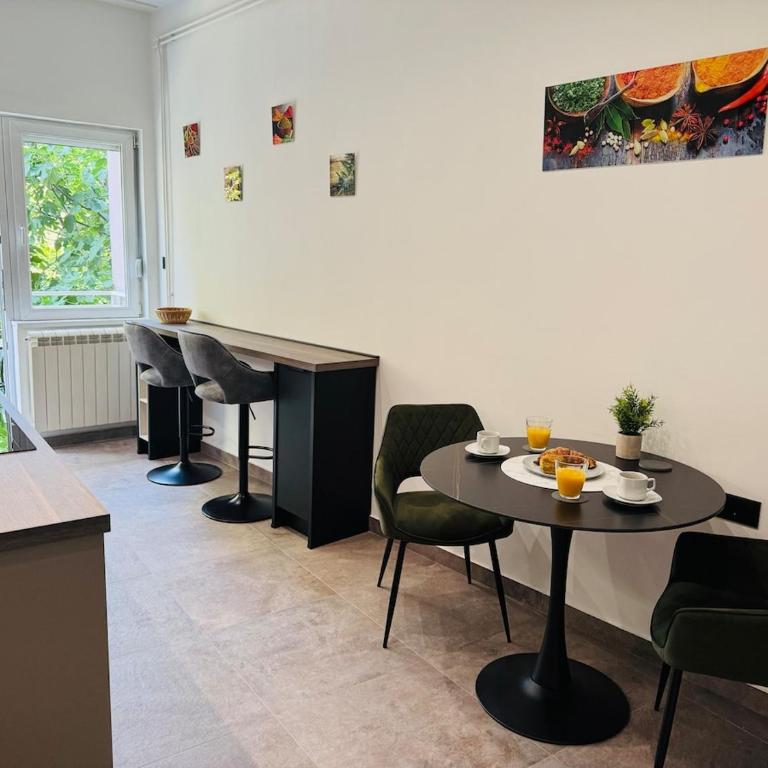 WhiteCity Suite - Apartman sa 2 Spavaće Sobe - 10