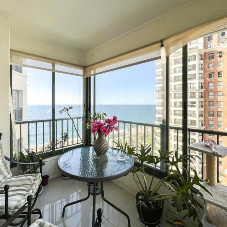 Amplio y cómodo depto para 6 personas con vista al mar y piscina 26 - Three-Bedroom Apartment - 4