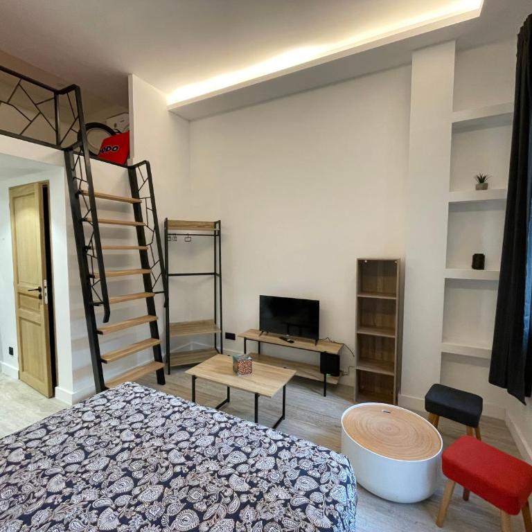 Pasteur, Antibes centre, calme et rénové - Appartement 1 Chambre - 14