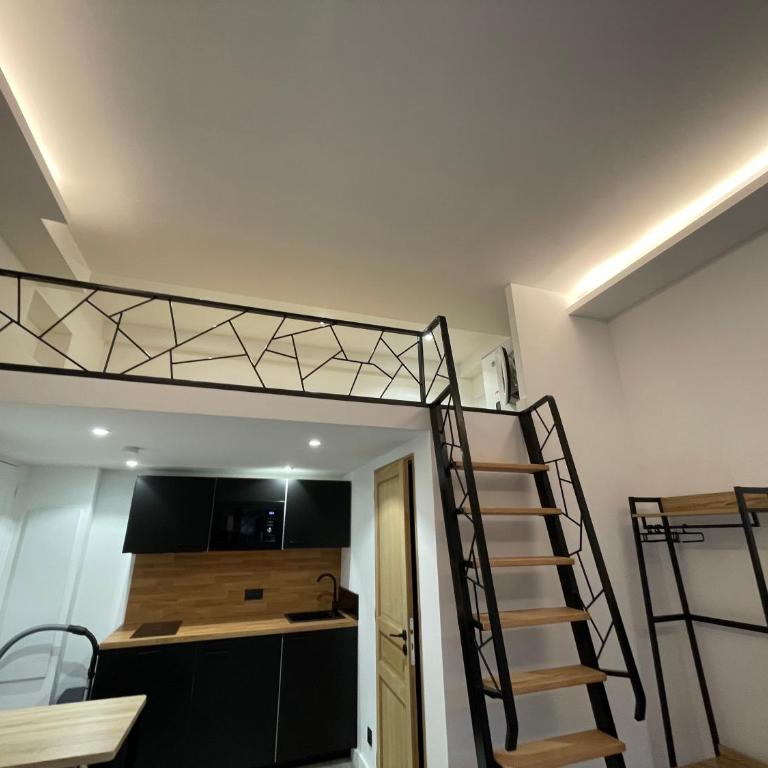 Pasteur, Antibes centre, calme et rénové - Appartement 1 Chambre - 17
