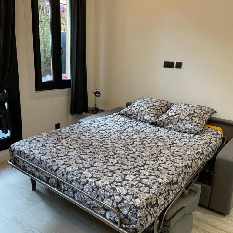 Pasteur, Antibes centre, calme et rénové - Appartement 1 Chambre - 25
