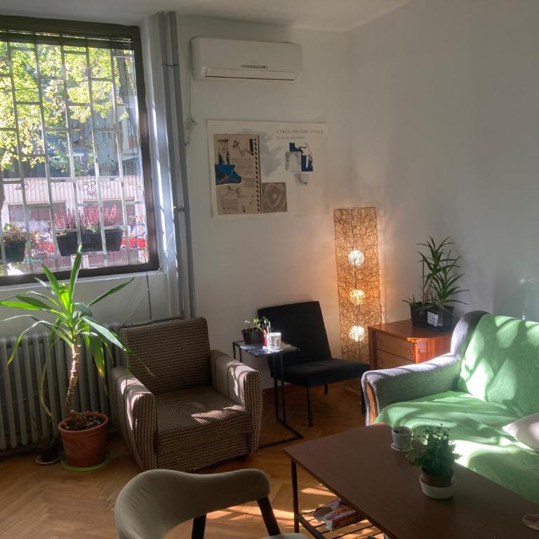 Chillton hostel - Quadruple Room with Private Bathroom - 18