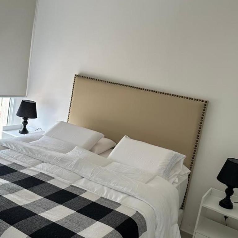 1 bedroom apartment, 3 min from the Airport - One-Bedroom Apartment - 9